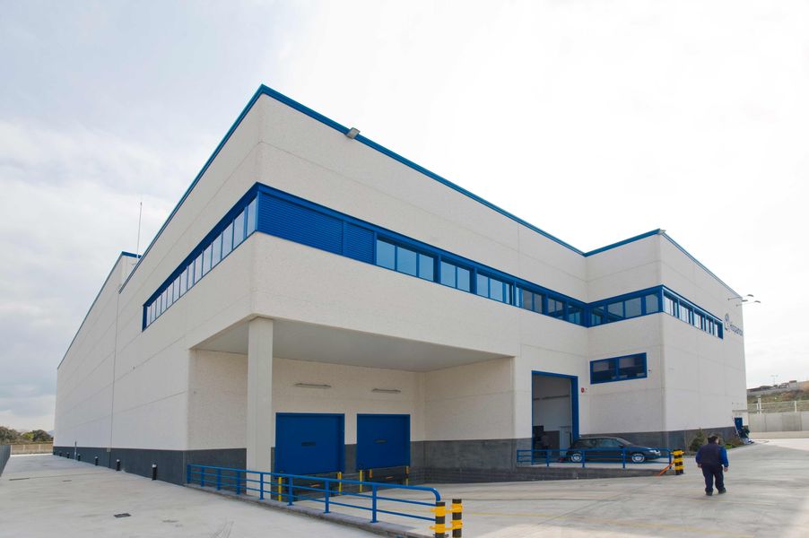 Construcción plataforma logística prefabricada Hispanox