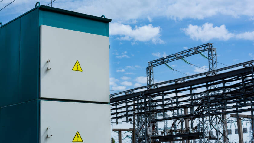 potencia eléctrica industrial